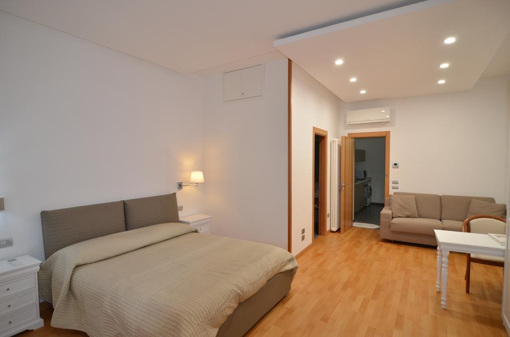 La Strada Parlata Hotel Nápoly Kültér fotó
