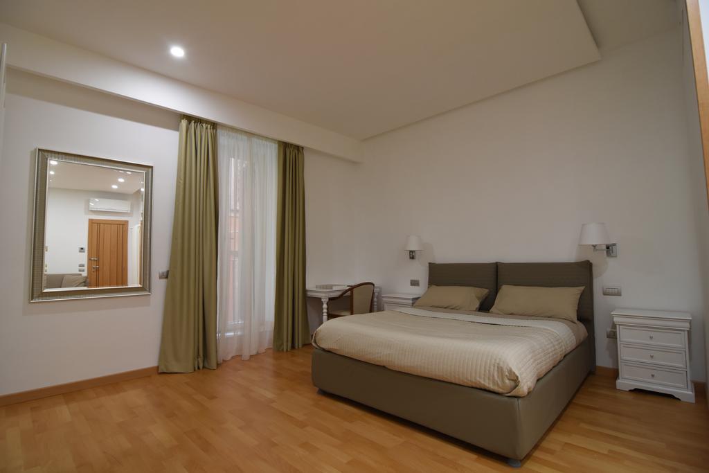 La Strada Parlata Hotel Nápoly Kültér fotó