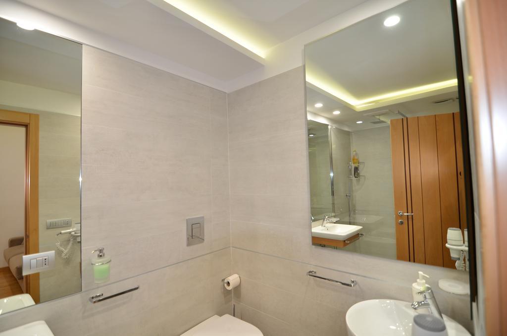 La Strada Parlata Hotel Nápoly Kültér fotó